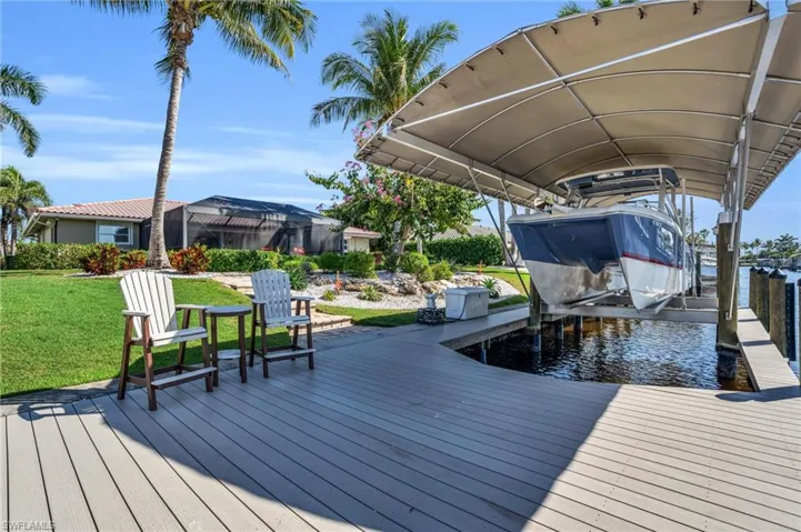 956  Wittman  DR, Fort Myers, FL 33919