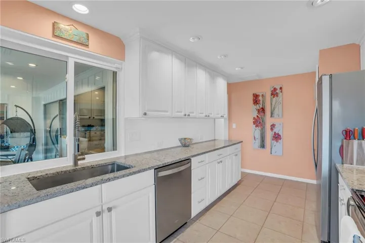 956  Wittman  DR, Fort Myers, FL 33919
