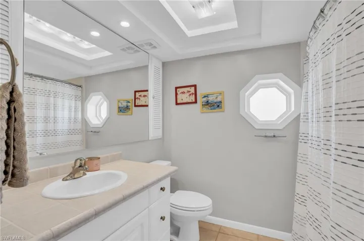 956  Wittman  DR, Fort Myers, FL 33919