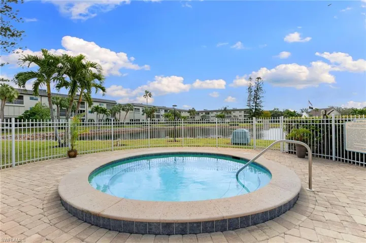 1004 Manatee Rd # H201, Naples Fl 34120