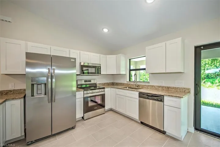 3010 S Lakewood  RD, Labelle, FL 33935