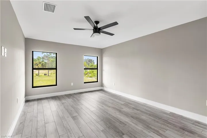 1218  Mc Kinley  AVE, Lehigh Acres, FL 33972