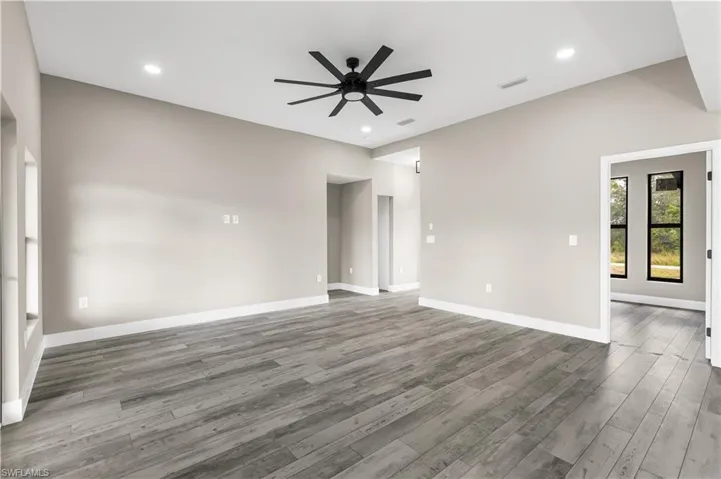 1218  Mc Kinley  AVE, Lehigh Acres, FL 33972