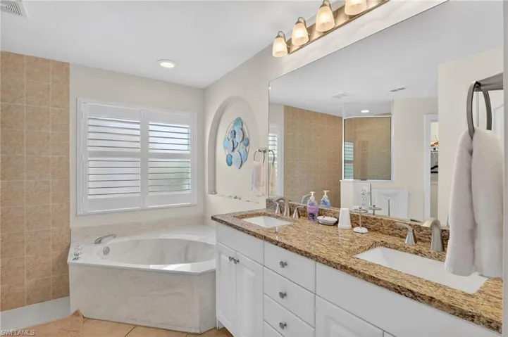 Xxx Briarwood Blvd, Naples, Florida 34104