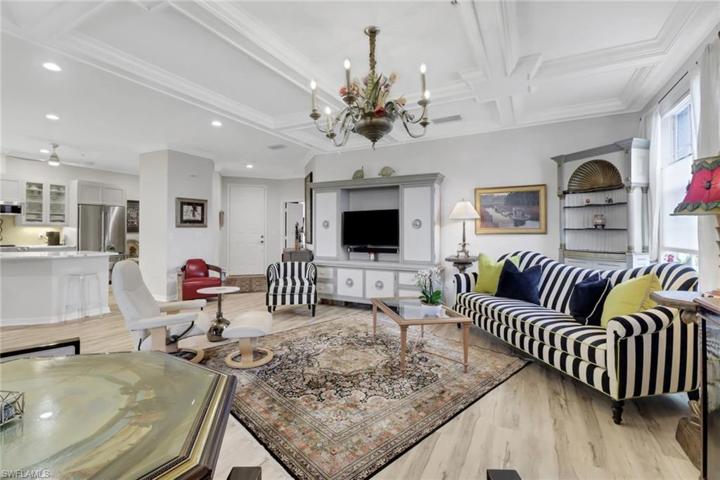 An overview of the lovely large living space