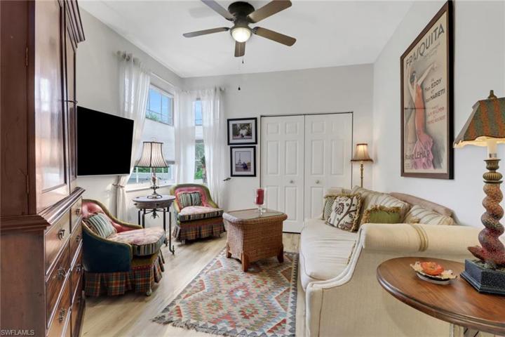 3rd bedroom used as den