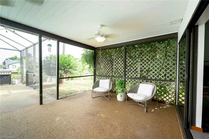 2113 SE 2nd TER, CAPE CORAL FL 33990