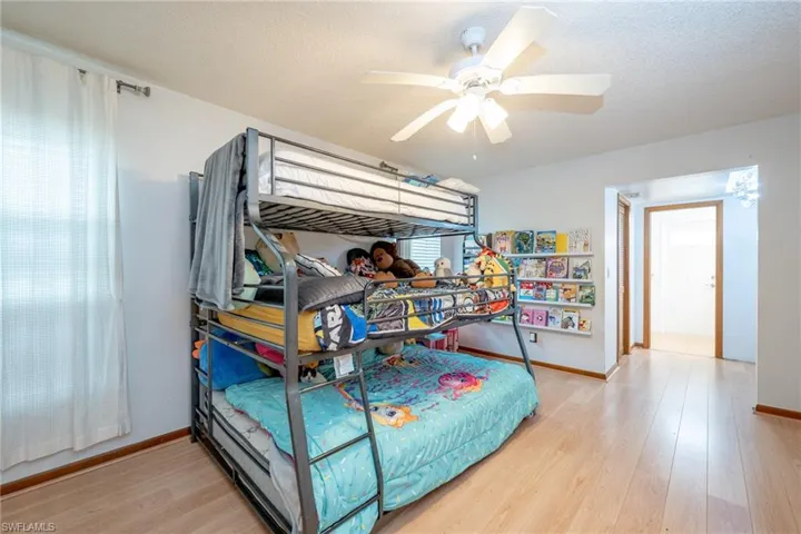 2113 SE 2nd TER, CAPE CORAL FL 33990