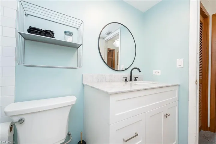 2113 SE 2nd TER, CAPE CORAL FL 33990