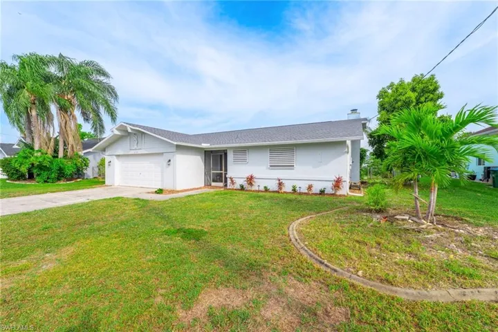 2113 SE 2nd TER, CAPE CORAL FL 33990