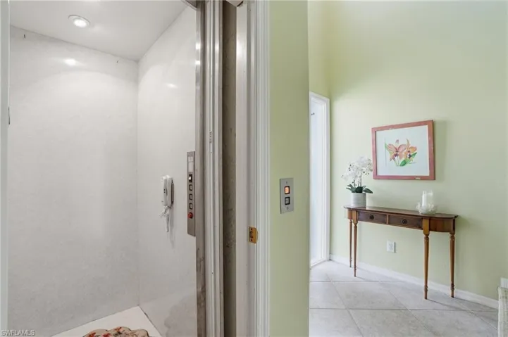 Private Elevator
