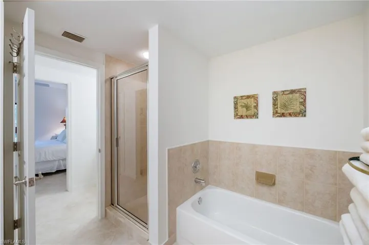 6760 Pelican Bay Blvd 315, Naples, Florida 34108