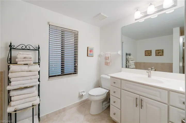 6760 Pelican Bay Blvd 315, Naples, Florida 34108