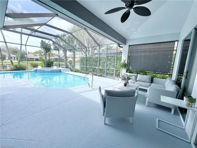 Lanai lounge area