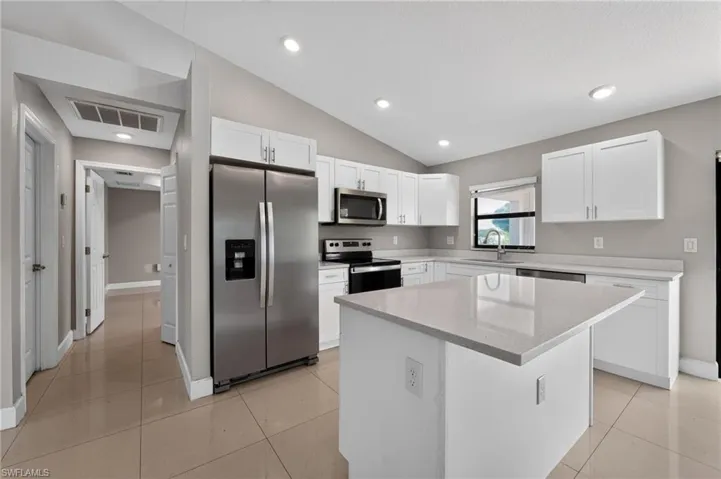 2712 15th St Sw, Lehigh Acres, Florida 33976