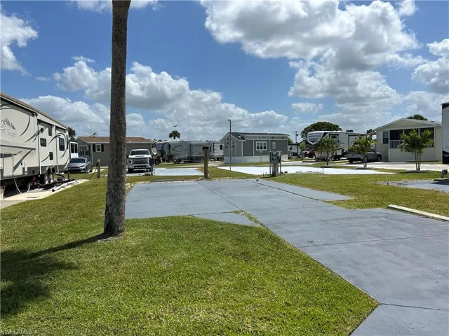 19681 261 Summerlin Rd, Fort Myers, Florida 33908