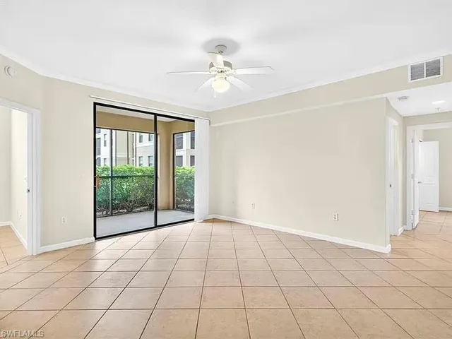 13010 Positano Cir 108, Naples, Florida 34105