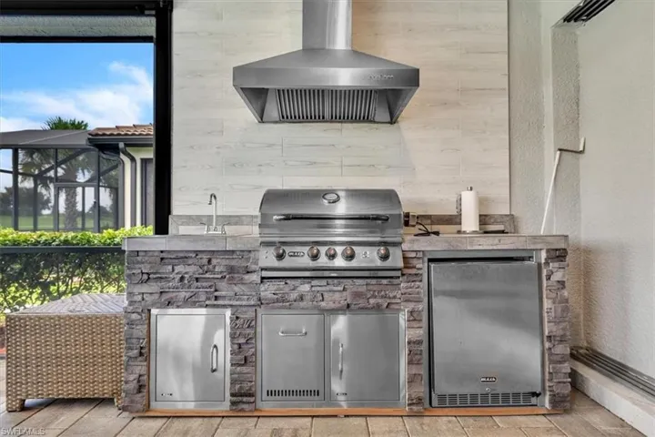 Custom outdoor kitchen