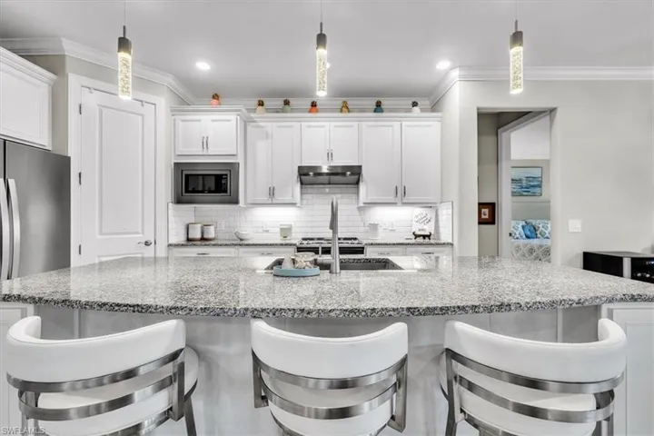 3135 Walnut Grove Ln, Alva, Florida 33920