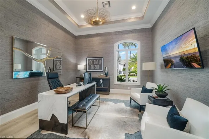 470 17th Ave S, Naples, Florida 34102