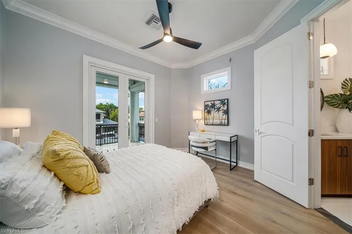 470 17th Ave S, Naples, Florida 34102