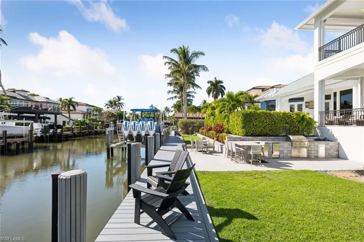 470 17th Ave S, Naples, Florida 34102