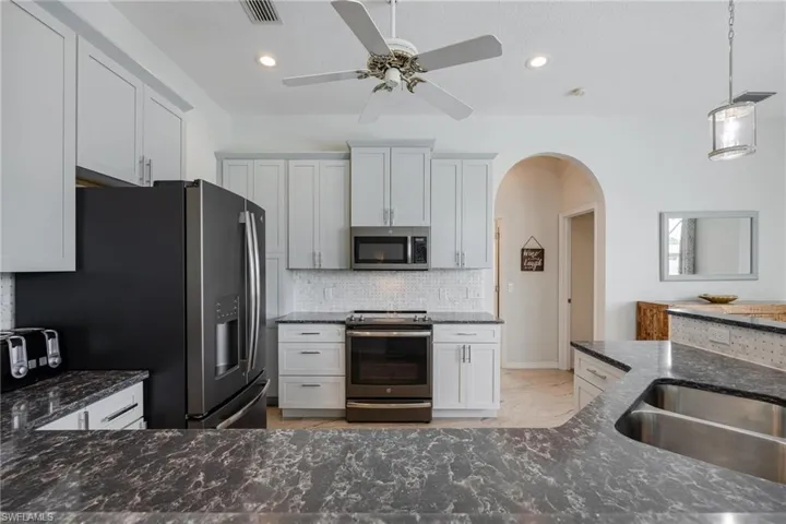 5234 Sands Blvd, Cape Coral, Florida 33914