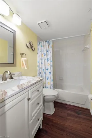 5805 Trailwinds Dr 314, Fort Myers, Florida 33907