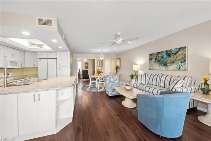 5805 Trailwinds Dr 314, Fort Myers, Florida 33907