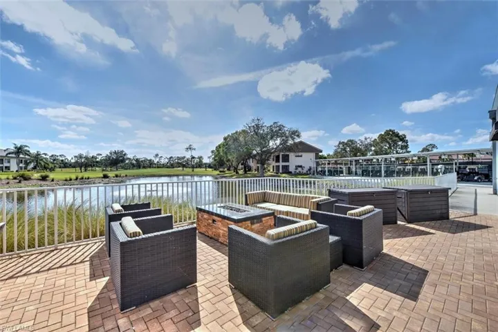 5805 Trailwinds Dr 314, Fort Myers, Florida 33907