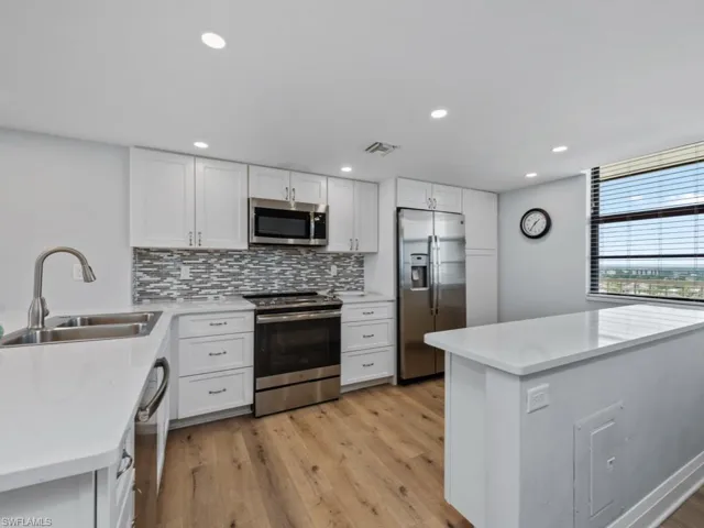 440 Seaview Ct 1502, Marco Island, Florida 34145