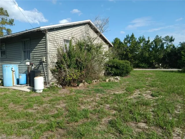 406 8th St, Lehigh Acres, Florida 33972