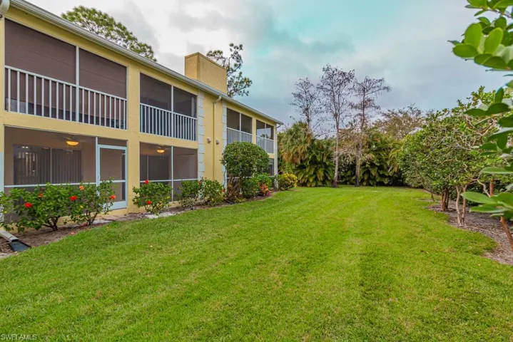 2562 Kings Lake Blvd, Naples, Florida 34112