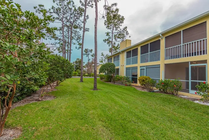 2562 Kings Lake Blvd, Naples, Florida 34112