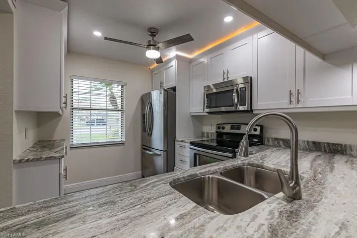 2562 Kings Lake Blvd, Naples, Florida 34112