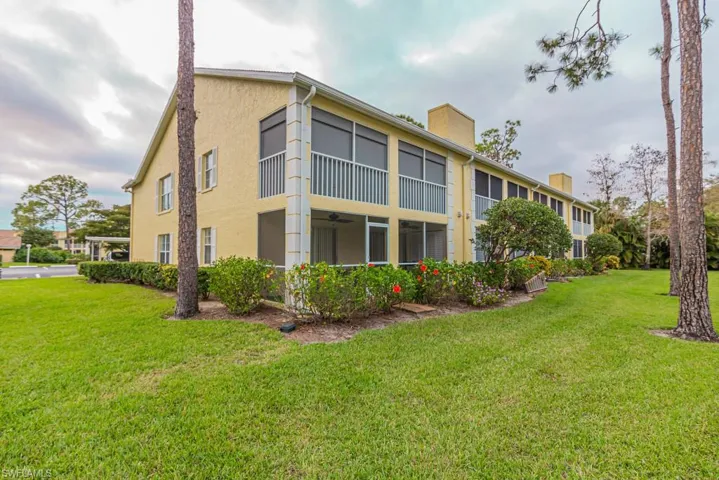 2562 Kings Lake Blvd, Naples, Florida 34112