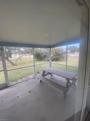 Screened in porch