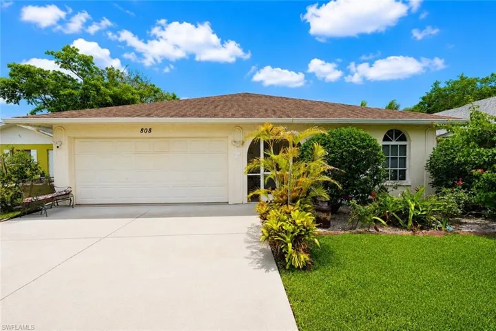 808 96th Ave N, Naples, Florida 34108