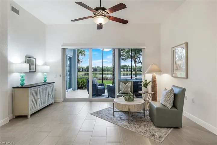 9255 Museo Cir 102, Naples, Florida 34114