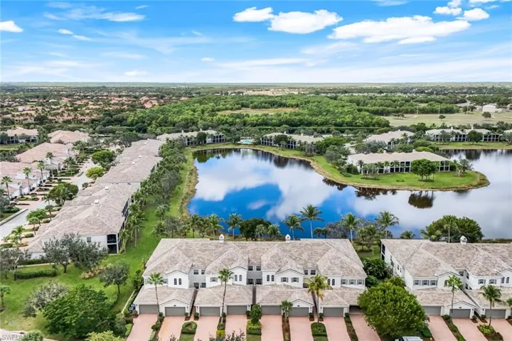 9255 Museo Cir 102, Naples, Florida 34114
