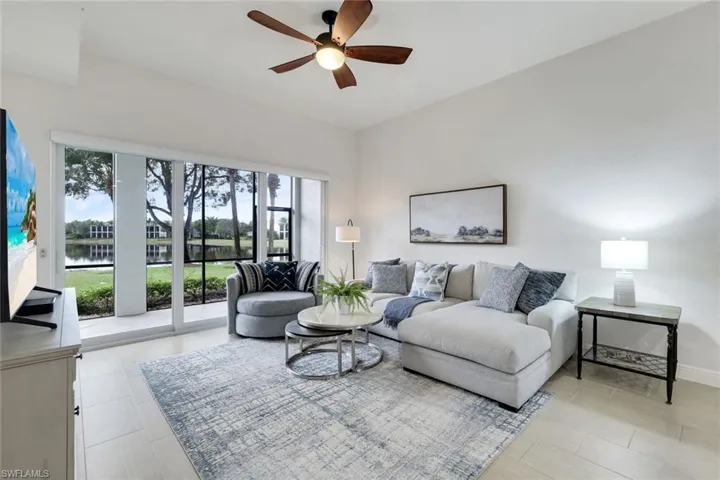 9255 Museo Cir 102, Naples, Florida 34114