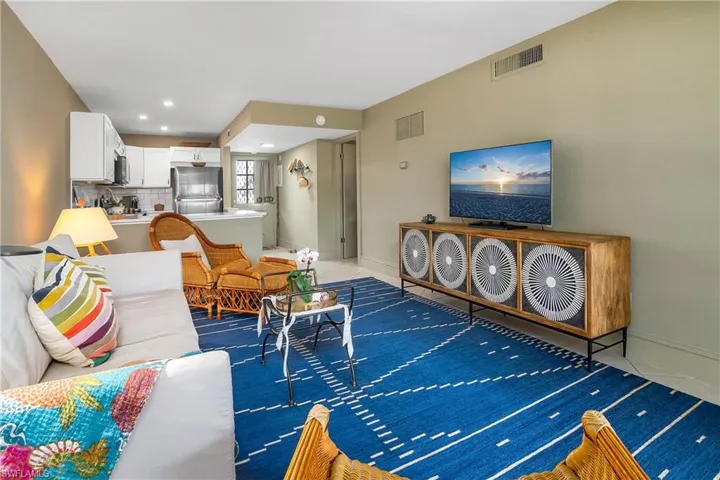 750 Mooring Line Dr N # 205, Naples Fl 34102