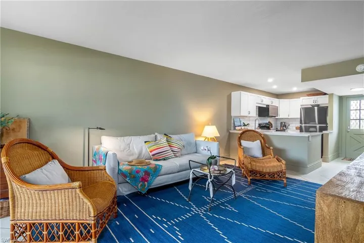 750 Mooring Line Dr N # 205, Naples Fl 34102