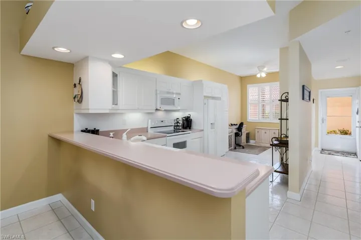 6750 Beach Resort Dr # 11, Naples Fl 34114