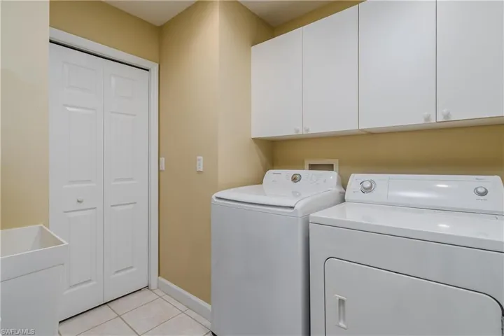 6750 Beach Resort Dr # 11, Naples Fl 34114