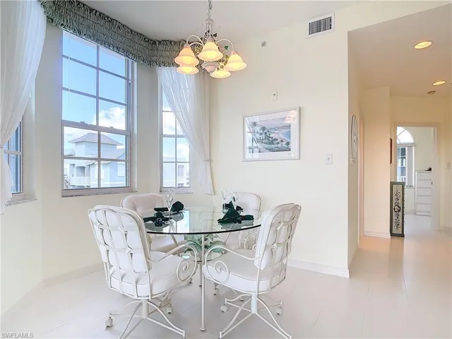Dining Nook to Guest Bedroom