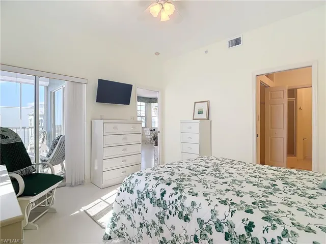 Master Bedroom to Bath