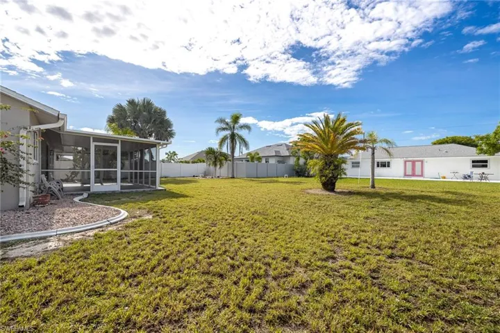1836 Nw 15th St, Cape Coral, Florida 33993