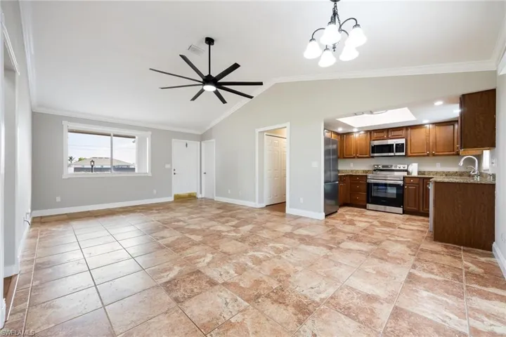 1836 Nw 15th St, Cape Coral, Florida 33993