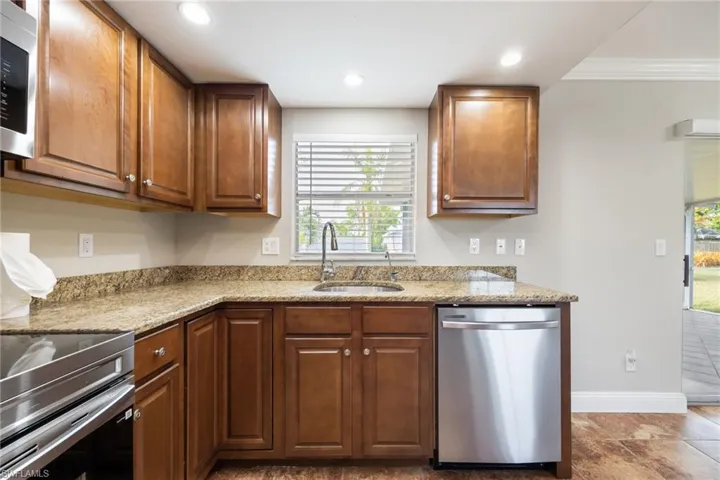 1836 Nw 15th St, Cape Coral, Florida 33993